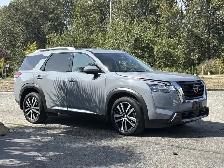 2023 Nissan Pathfinder Platinum 4dr 4x4 Automatic