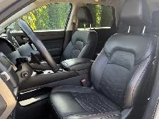 2023 Nissan Pathfinder Platinum 4dr 4x4 Automatic - Photo 15