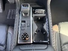 2023 Nissan Pathfinder Platinum 4dr 4x4 Automatic - Photo 30