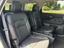 2023 Nissan Pathfinder Platinum 4dr 4x4 Automatic - Photo 57