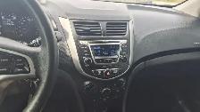 2015 Hyundai Accent SE - Photo 14