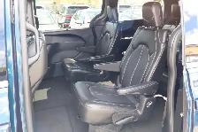 2025 Chrysler Pacifica Select FWD - Photo 9