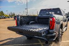 2026 GMC Sierra 3500HD Denali - Photo 8