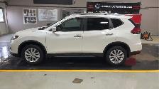 2017 Nissan Rogue - Photo 2