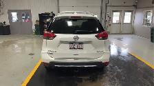 2017 Nissan Rogue - Photo 4