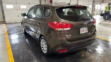 2016 Kia Rondo - Photo 3
