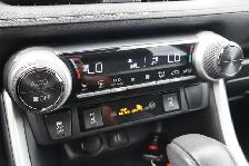 2023 Toyota RAV4 Hybrid - Photo 16