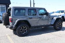 2022 Jeep Wrangler - Photo 7