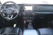 2022 Jeep Wrangler - Photo 10