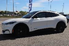 2022 Ford Mustang Mach-E - Photo 3