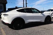 2022 Ford Mustang Mach-E - Photo 9