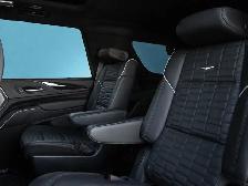 2023 Cadillac Escalade AWD V-Series - Photo 23