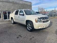 2013 Chevrolet Avalanche 4WD Crew Cab LTZ - Photo 3