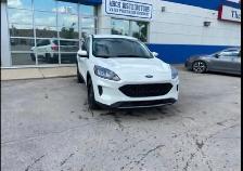 2020 Ford escape AWD mint condition with only 34,000 km - Photo 3