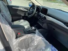 2020 Ford escape AWD mint condition with only 34,000 km - Photo 9