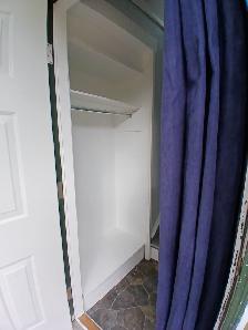 Private Unfurnished 1 Bedroom Suite - Photo 10