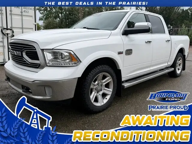 2017 Ram 1500 | LARAMIE LONGHORN HEMI 4X4 | TOW PKG