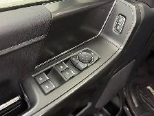2024 Ford F-150 | XLT 302A SPORT 5.0 V8 | BLACK APPEARANCE PKG - Photo 20