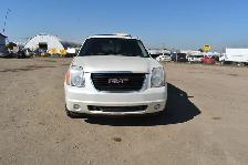 2011 GMC Yukon XL - Photo 5