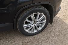 2009 Volkswagen Tiguan 2.0T - Photo 31