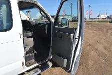 2007 Ford Econoline E-250 - Photo 19
