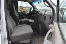 2006 GMC Savana G2500 Extended Cargo - Photo 19