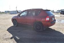 2010 Jeep Compass North 4WD - Photo 2