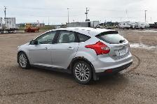 2012 Ford Focus Titanium - Photo 2