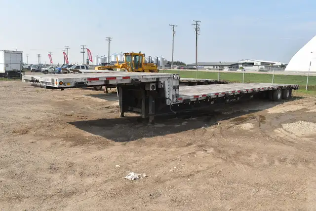 2012 Lode King 53ft Step Deck Trailer