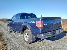 2013 Ford F150 4X4 V8 engine. 347000KM , $5000 , Or Best Offer. - Photo 2