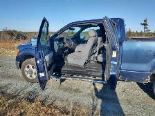 2013 Ford F150 4X4 V8 engine. 347000KM , $5000 , Or Best Offer. - Photo 5