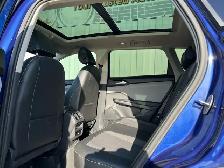 2022 Volkswagen Taos Comfortline 4MOTION| No Reported Accidents - Photo 17