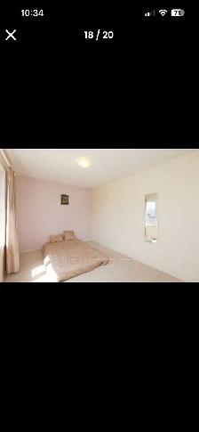 Roommate Pvt Room Upstairs in House $700 - Photo 6