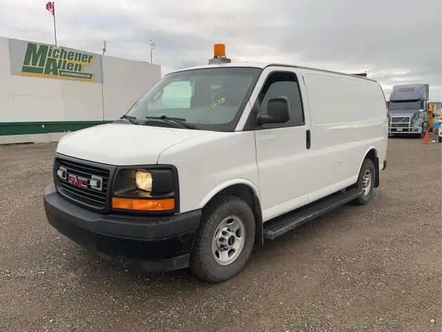 2017 GMC Savana