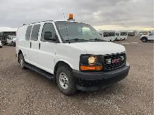 2017 GMC Savana - Photo 7