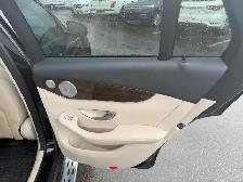 2019 Mercedes-Benz GLC-Class 300 AMG PKG AUTO PARK 4MATIC LEATHE - Photo 16