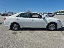 2013 Toyota Camry Hybrid - Photo 4