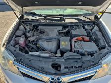 2013 Toyota Camry Hybrid - Photo 9