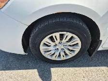 2013 Toyota Camry Hybrid - Photo 20