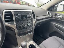 2012 Jeep Grand Cherokee - Photo 12