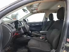2020 Mitsubishi RVR - Photo 8