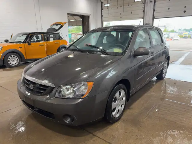 2006 Kia Spectra5
