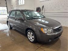 2006 Kia Spectra5 - Photo 3