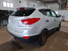 2015 Hyundai TUCSON - Photo 4