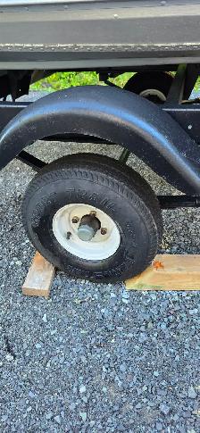 14FT Aluminum Boat & Trailer - Photo 4