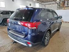 2017 Mitsubishi Outlander - Photo 4