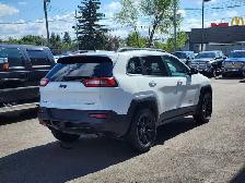 2016 Jeep Cherokee 4WD 4dr Trailhawk - Photo 5