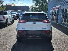 2016 Jeep Cherokee 4WD 4dr Trailhawk - Photo 6