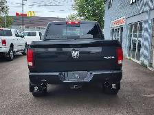 2015 Ram 1500 Sport Crew Cab 4x4 - Photo 6