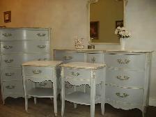 We Paint Your Antique Furniture - Photo 9